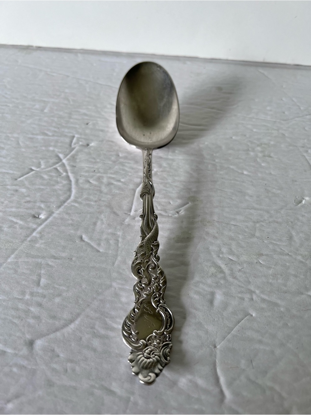 VTG 1847 Rogers Bros A1 Silverplate Columbia Pattern Serpent Table or Serving Sp